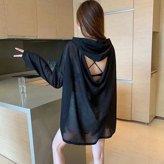 Áo Thun Tay Dài Có Mũ Trùm Vải Lụa Lạnh Mỏng Thiết Kế Khoét Rỗng Phong Cách Mới Quyến Rũ Cho Nữ
