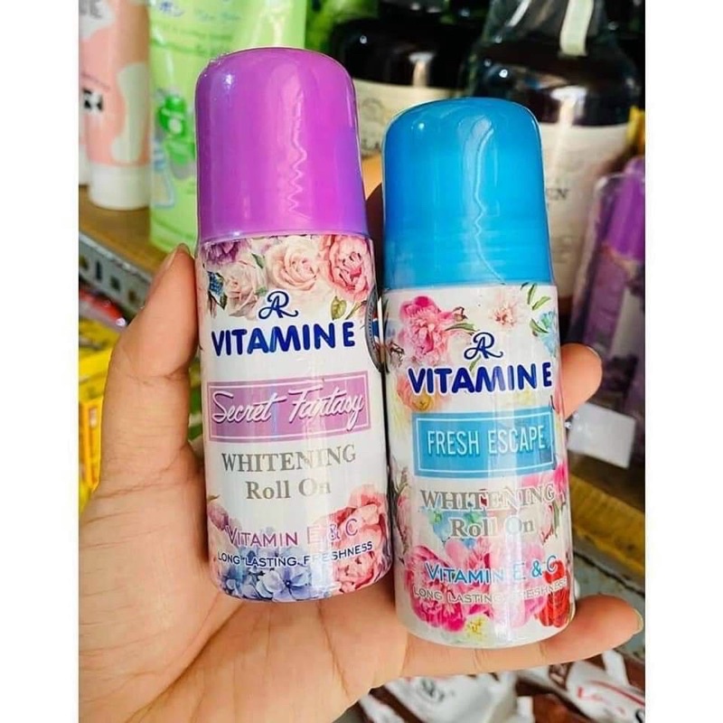 Lăn Khử Mùi Vitamin E Aron 75ml Thái Lan