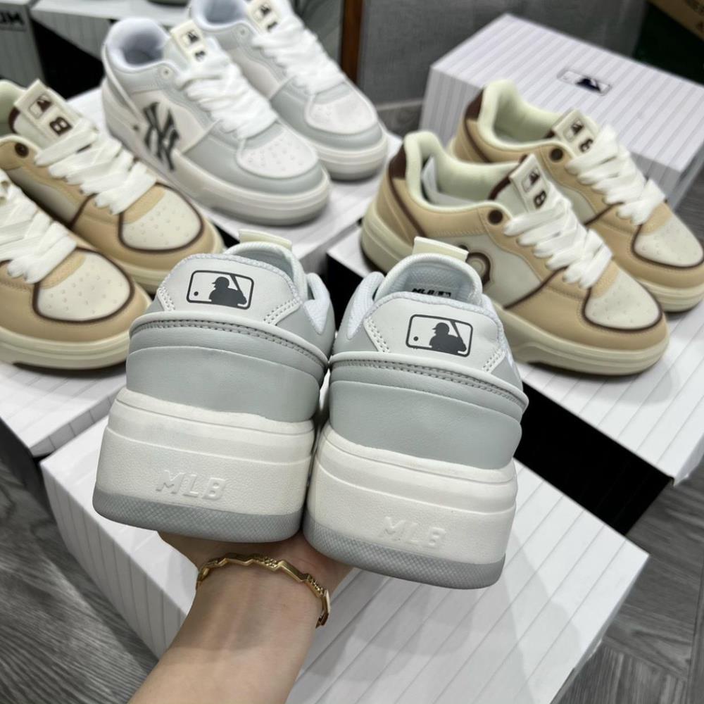 Giày MLB  Chunky Liner Ny Yankees màu trắng xám bản mới nhất 2022