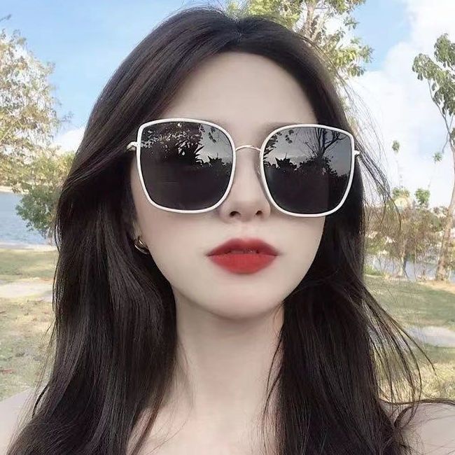 Kính Mát GM Gọng Vuông Lớn Phong Cách Đường Phố Thời Trang Cho Nữ