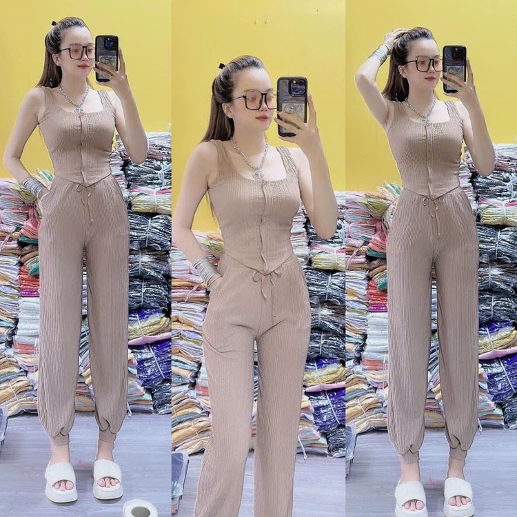 Set đồ bộ thời trang nữ áo 2 dây bản to croptop vạt bầu phối nút, chất xốp phối quần jogger có túi, đồ bộ mặc ở nhà