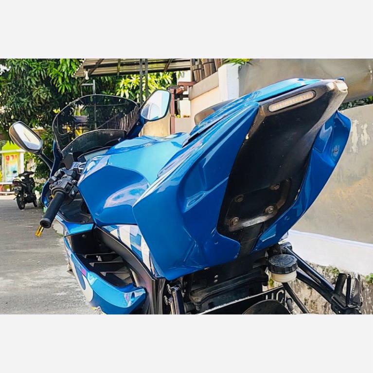 Ốp đuôi sau GSX150 tích hợp xinhan