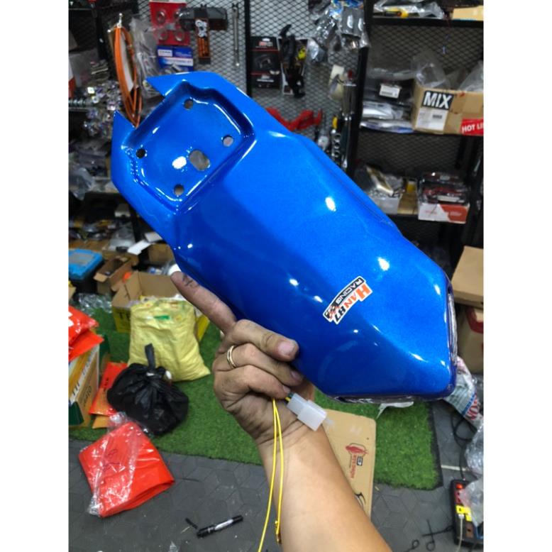 Ốp đuôi sau GSX150 tích hợp xinhan