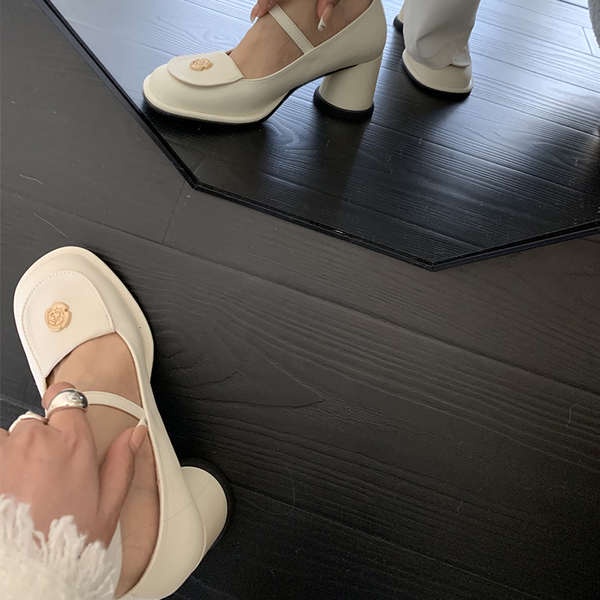 Giày Mary Jane nữ 2023 mẫu mới dày cao gót