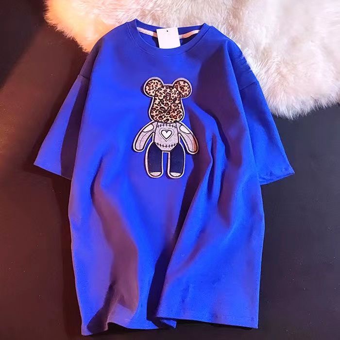 Áo Thun Nữ Ngắn Tay Cổ Tròn Thêu Hình Gấu Và Da Báo Phong Cách Mới