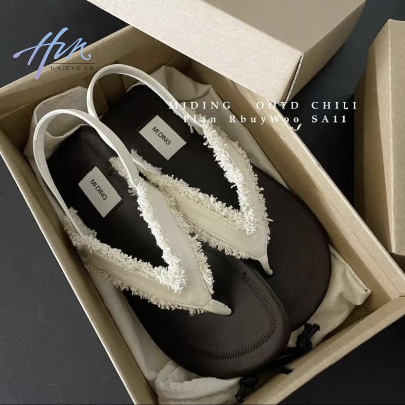 Sandal Đế Bằng Thiết Kế Đơn Giản Năng Động Thời Trang