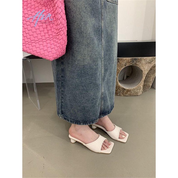 Sandal Hở Ngón Gót Thấp Mũi Vuông Màu Bạc Thời Trang Mùa Hè Cho Nữ