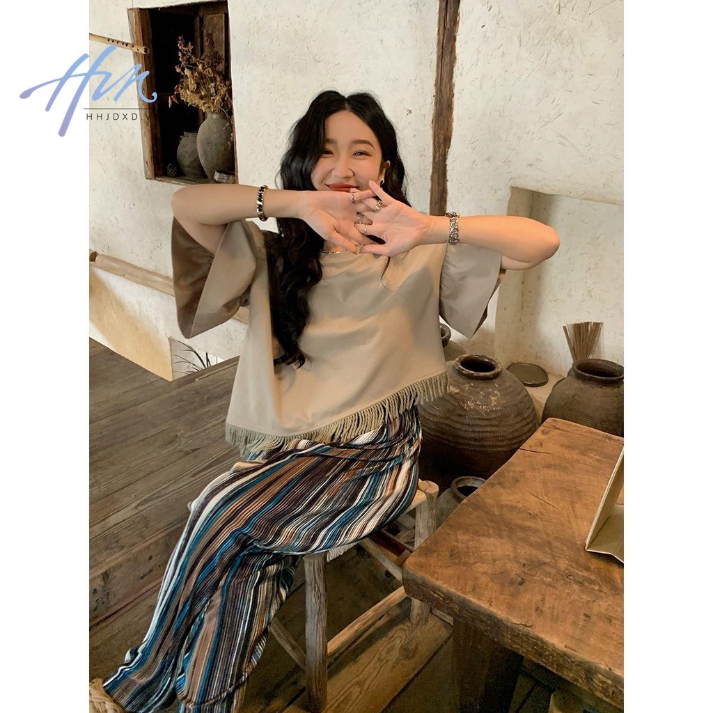 Áo Thun Nữ Cao Cấp Rộng Tay Loe Có Tua Rua Kiểu Cách Cổ Điển Mới