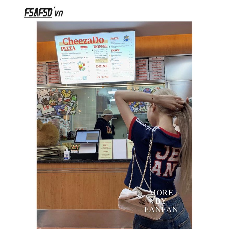 Áo Thun Thể Thao Tay Ngắn In Họa Tiết Phong Cách Retro Cho Nữ