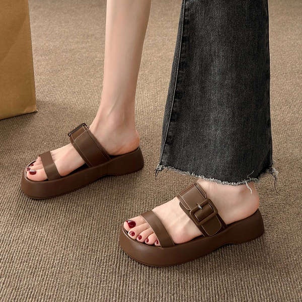 Dép nữ đế dày mùa hè đế xốp 2023 mẫu mới