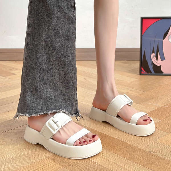 Dép nữ đế dày mùa hè đế xốp 2023 mẫu mới