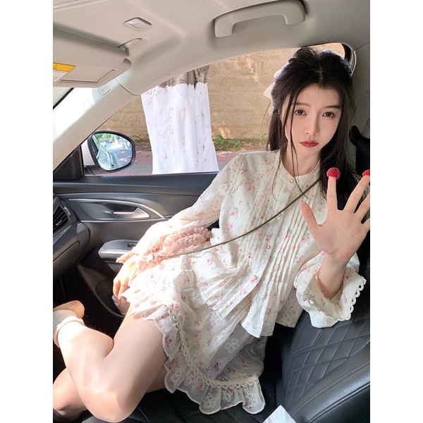 Set Tiểu Thư Douyin Áo Dài Tay - Chân Váy Thêu Hoa