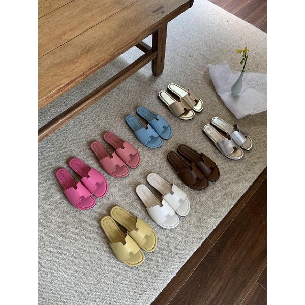 Dép Sandal Đế Mềm Chống Trượt Thời Trang Đi Biển Mùa Hè Cho Nữ