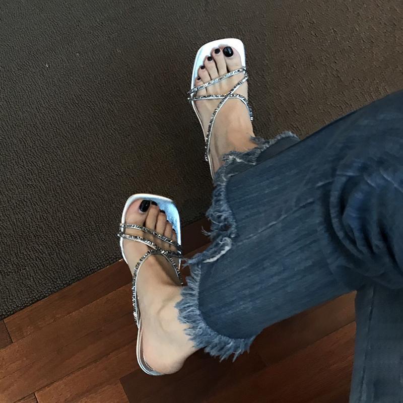 Đèn Flash!Dép Sandal Cao Gót Hở Ngón Mũi Vuông Quai Bạc Đính Đá Thời Trang Mùa Hè 2023 Phong Cách Mới Dành Cho Bạn Nữ