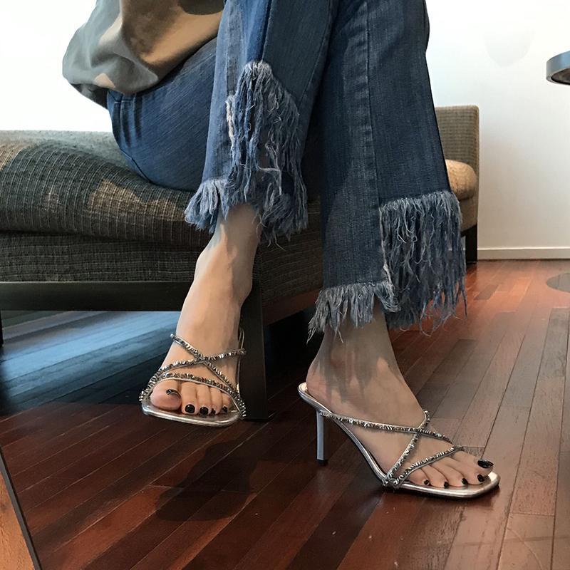 Đèn Flash!Dép Sandal Cao Gót Hở Ngón Mũi Vuông Quai Bạc Đính Đá Thời Trang Mùa Hè 2023 Phong Cách Mới Dành Cho Bạn Nữ