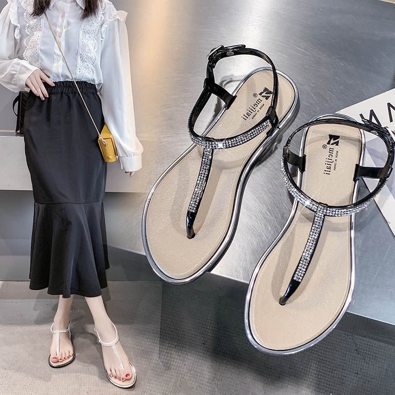 Giày Sandal Xỏ Ngón Đế Bằng Đính Đá Thời Trang Đi Biển Mùa Hè 2022 Mới