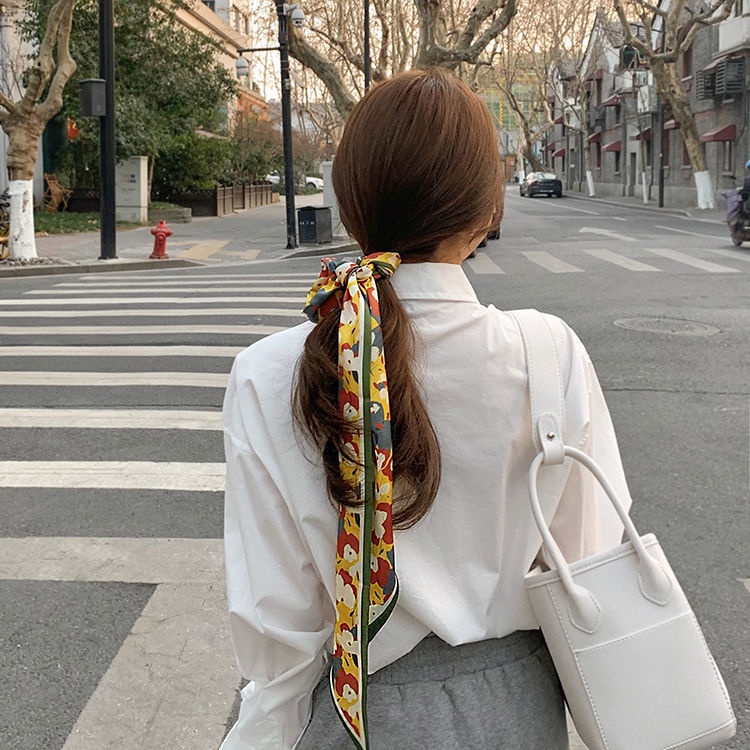 Khăn Choàng Cổ Kiêm Túi Xách Bằng Lụa Họa Tiết Hoa Sang Trọng Thời Trang Cho Nữ