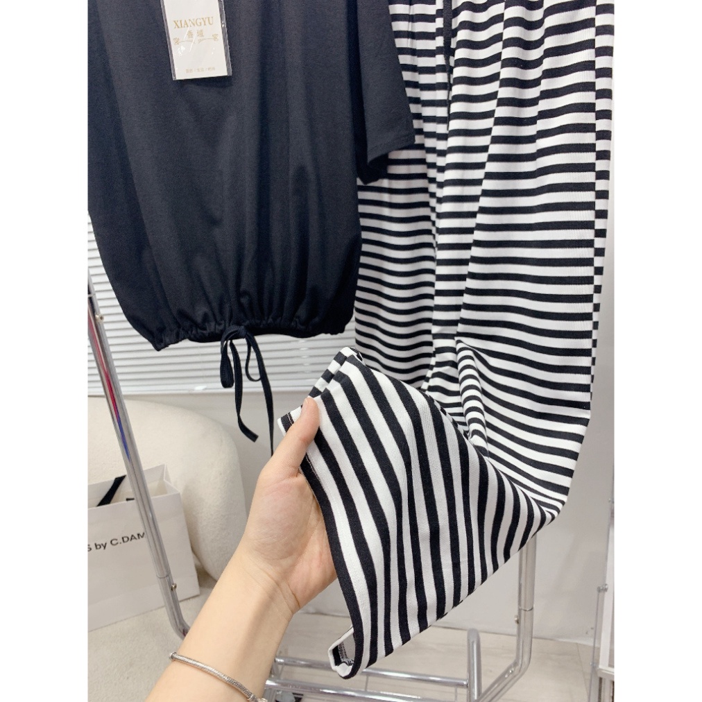 Bộ Áo Crotop Mix Quần Xuông Kẻ Ngang, Chất Bozip Dày Dặn Đanh Siêu Đẹp