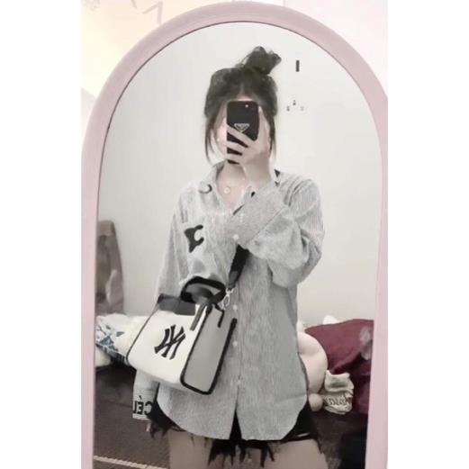 Sơmi Unisex Kẻ Sọc Dài Tay In Logo Ngực C.E.L.I❣️Sơ mi Kẻ Xám Form Rộng Mẫu Hot Năm Nay