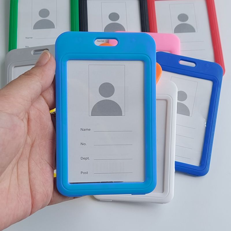 Bảng tên, thẻ đeo nhân viên, bao đựng thẻ hai mặt trong suốt nhiều màu sắc, kích thước bao thẻ 7 x 11 cm