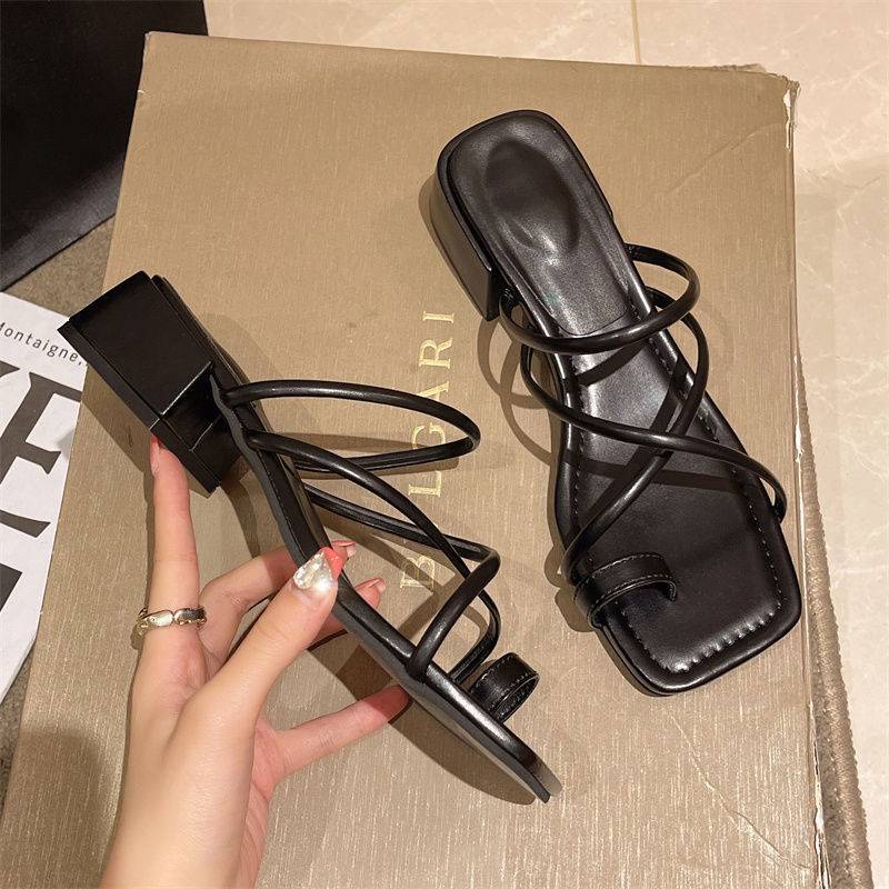 Dép Nữ 2023 Thô Gót Mùa Xuân Dây Đeo Thời Trang Mới