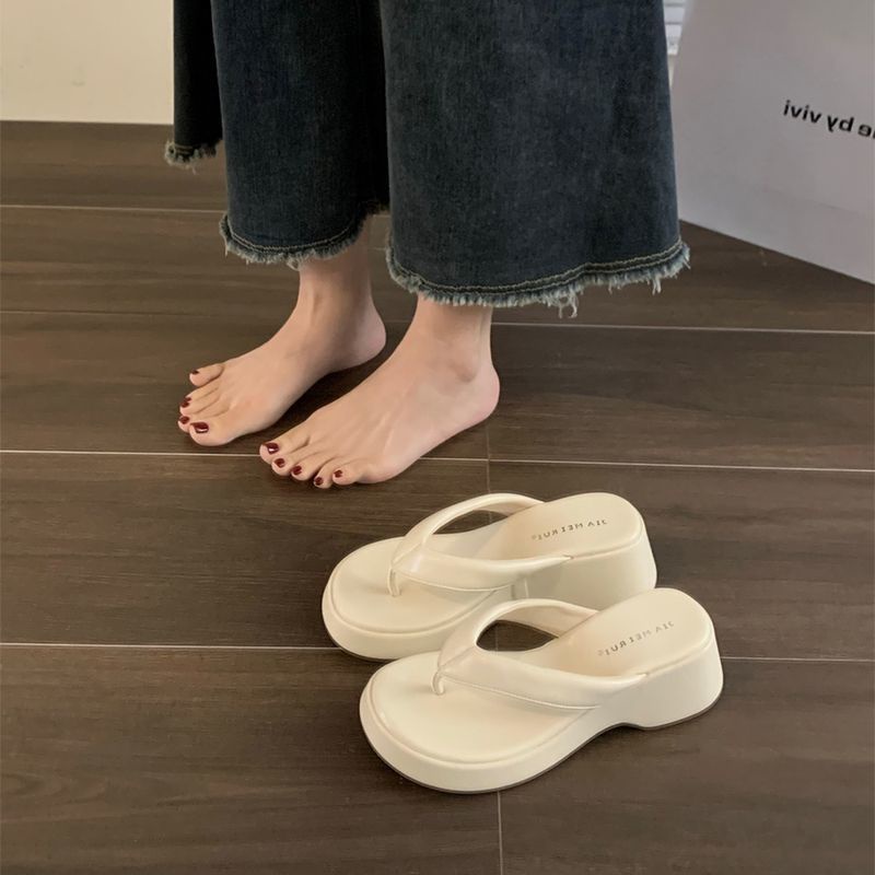 Giày Sandal Đế Dày Siêu Nhẹ Chống Trượt Chống Mài Mòn Thời Trang Mùa Hè Cho Nữ