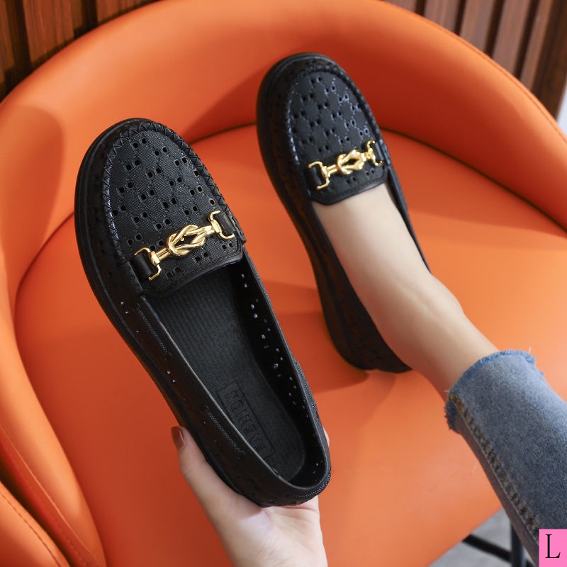 Giày Sandal Đế Bằng Chống Trượt Thiết Kế Đục Lỗ Thời Trang Mùa Hè Cho Mẹ Bầu