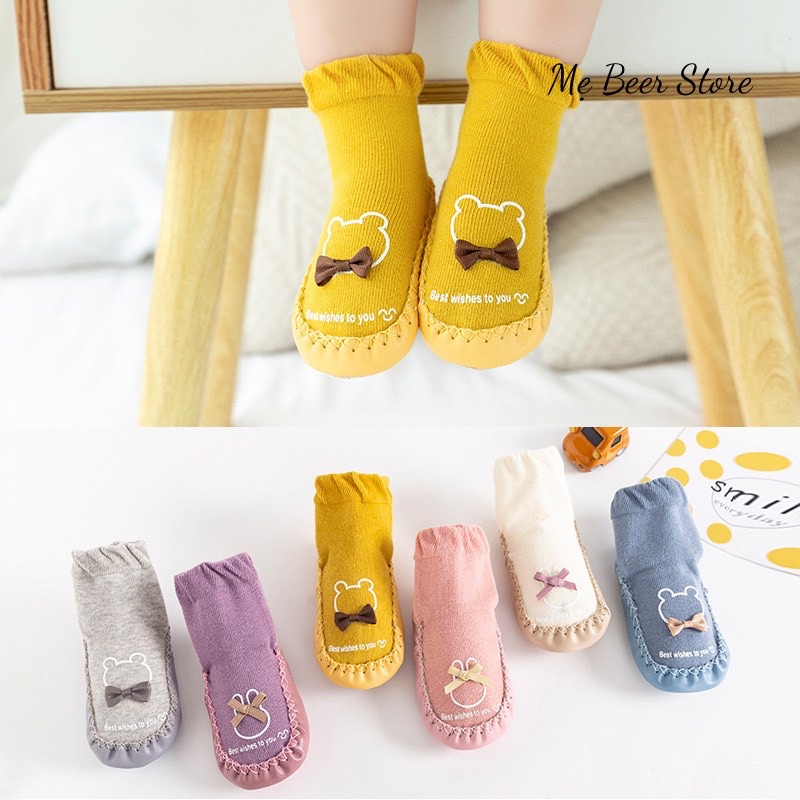 Giày tất tập đi cổ cao chống trơn trượt cho bé.