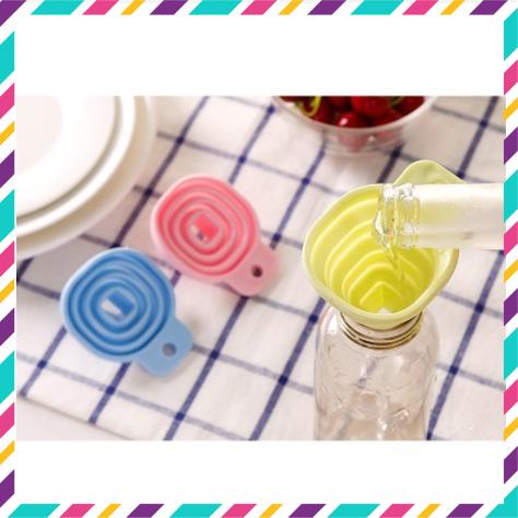 Phễu silicone dạng gấp gọn đa năng tiện lợi - Lemarsx