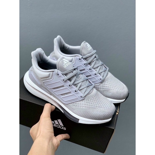 Giày 𝘼𝘿𝙄𝘿𝘼𝙎  running EQ21 grey DW877