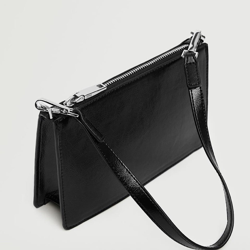 Túi Đeo Vai Mango Auth