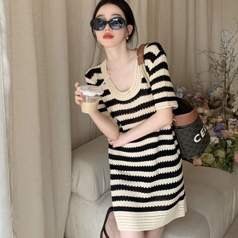 Đầm Tay Ngắn Họa Tiết Sọc Thời Trang Mùa Hè Dành Cho Nữ