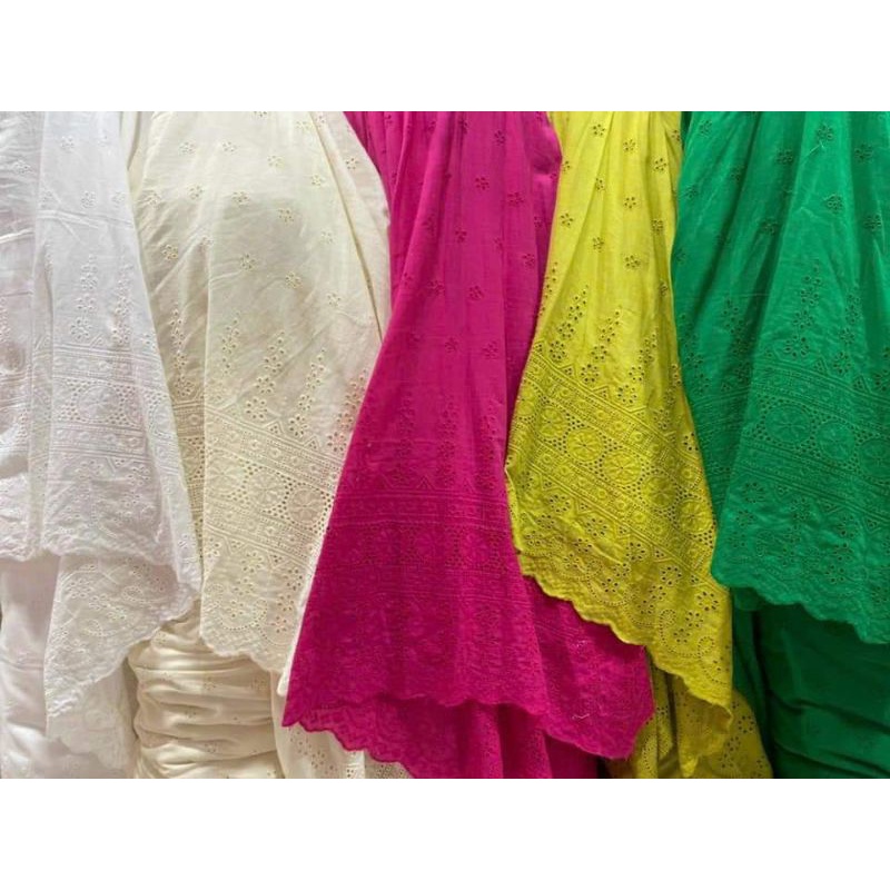 Vải thô thêu có chân thêu hai biên loại 1