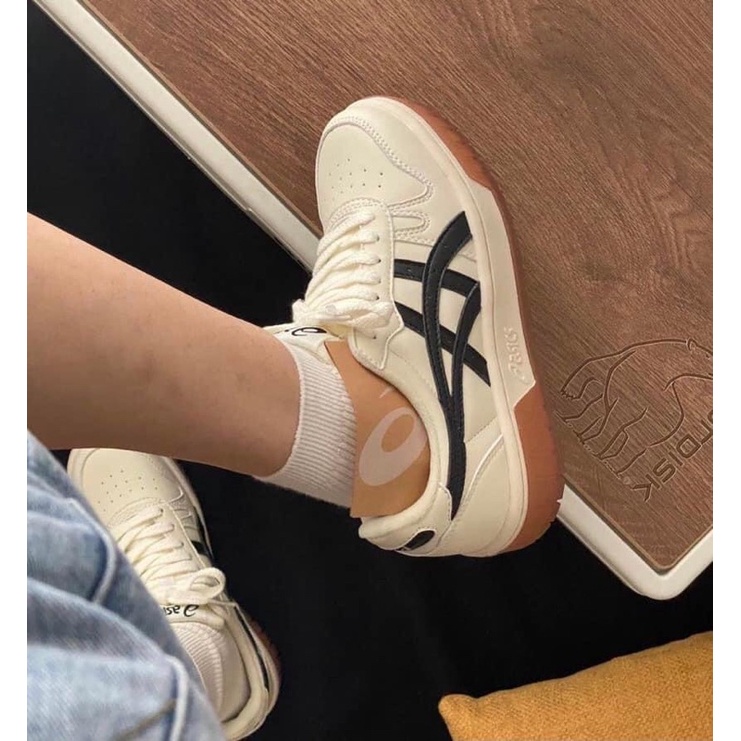 Giày Sneaker Asics White Đế Nâu Basic Lai AU