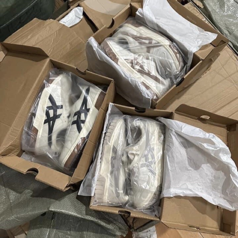 Giày Sneaker Asics White Đế Nâu Basic Lai AU