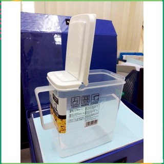 hộp nhựa đựng thực phẩm gia vị Nhật 1L5, nắp mở đứng, quai cầm.17,6 x 8,8cm cao 16,3 cm; D090
