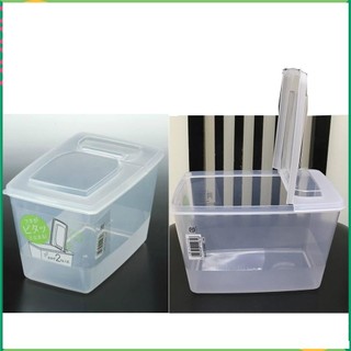 4 hộp nhựa đựng thực phẩm, dung tích 3 lít, nắp mở đứng tiện lợi; 22,4×14,7cm cao 14,8cm. Nhật sx. H616x4