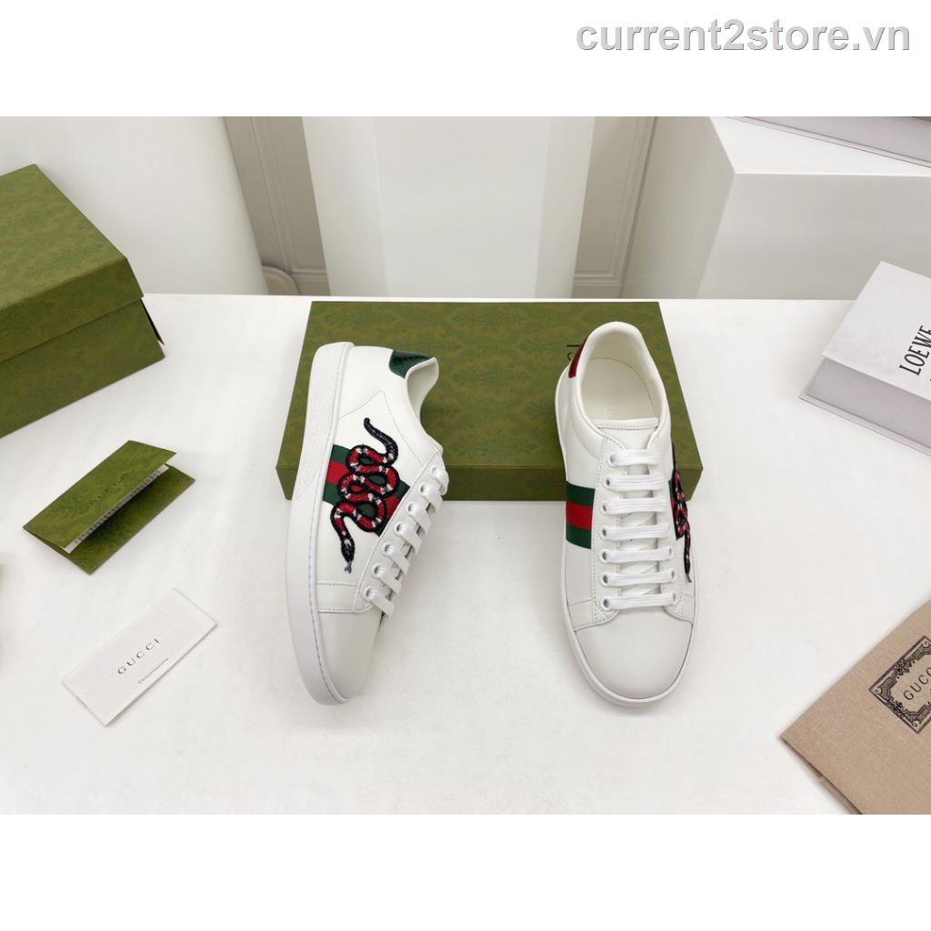 Giày Thể Thao Gucci Mũi Tròn Cột Dây Thêu Hình Ong Nhỏ Màu Trắng Thời Trang 2023