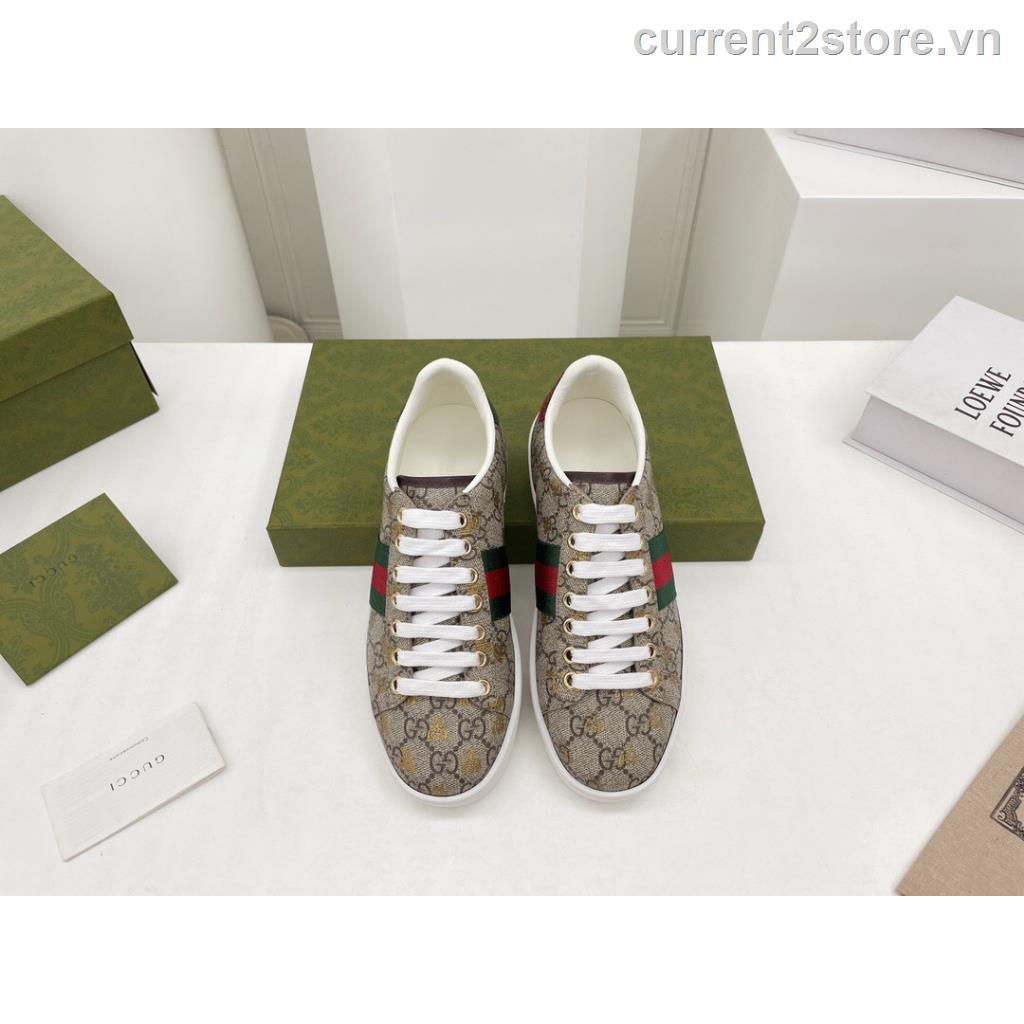 Giày Thể Thao Gucci Mũi Tròn Cột Dây Thêu Hình Ong Nhỏ Màu Trắng Thời Trang 2023