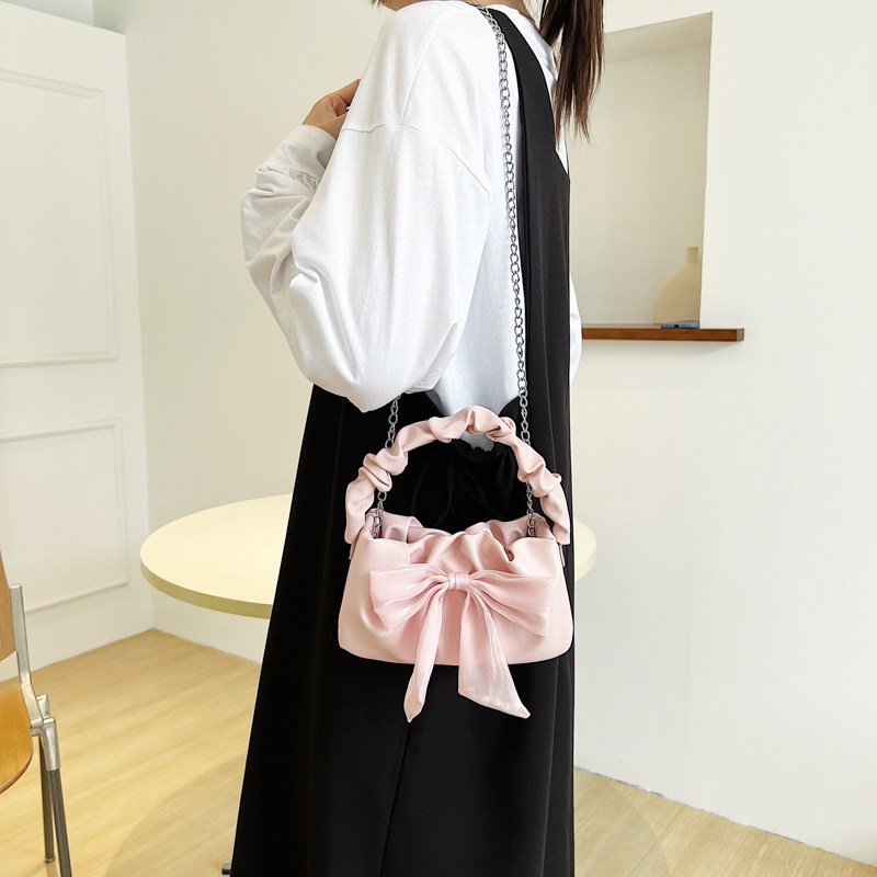 Túi Đeo Chéo Dây Xích Nhỏ Nhắn Dễ Thương Thời Trang Dành Cho Nữ