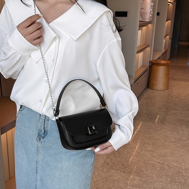 Túi Xách Đeo Vai Phối Dây Xích Thời Trang Mùa Xuân 2023 Dành Cho Nữ