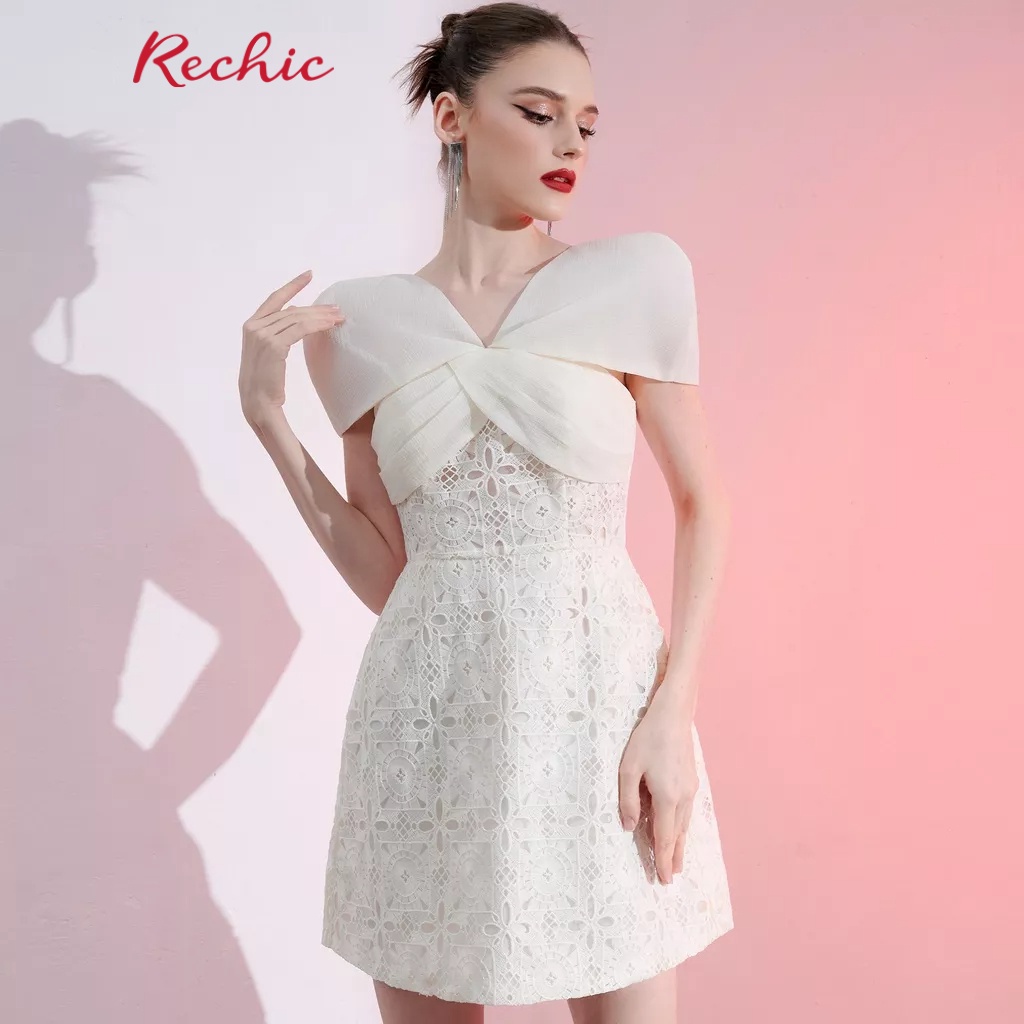 RECHIC Đầm Ngắn Amora tay ngắn họa tiết ren độc đáo sang trọng