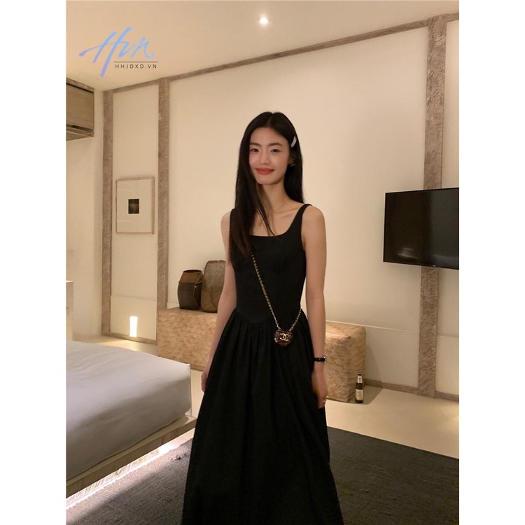 Đầm Dài Không Tay Ôm Eo Màu Trắng Phong Cách Mới 2023