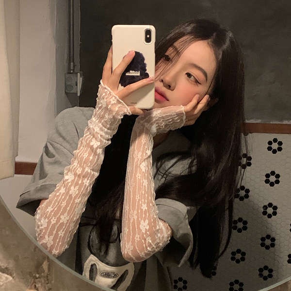 Ống Tay Áo Bằng Lụa Lạnh Chất Lượng Cao ❆Ống Tay Áo Chống Nắng Chống Tia Cực Tím Phối Ren Mỏng Thoải Mái Dễ Phối Đồ✾