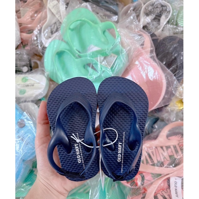 Dép kẹp oldnavy cho bé -auth mẫu mới 2023