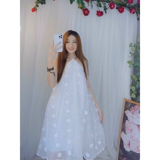váy cổ yếm hở lưng dáng xoè