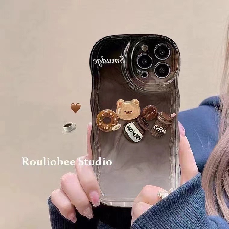 Ốp sóng loang gắn Stick gấu dâu 7plus/8plus/x/xs/xsmax/11/12/13/14/pro/max/plus/promax