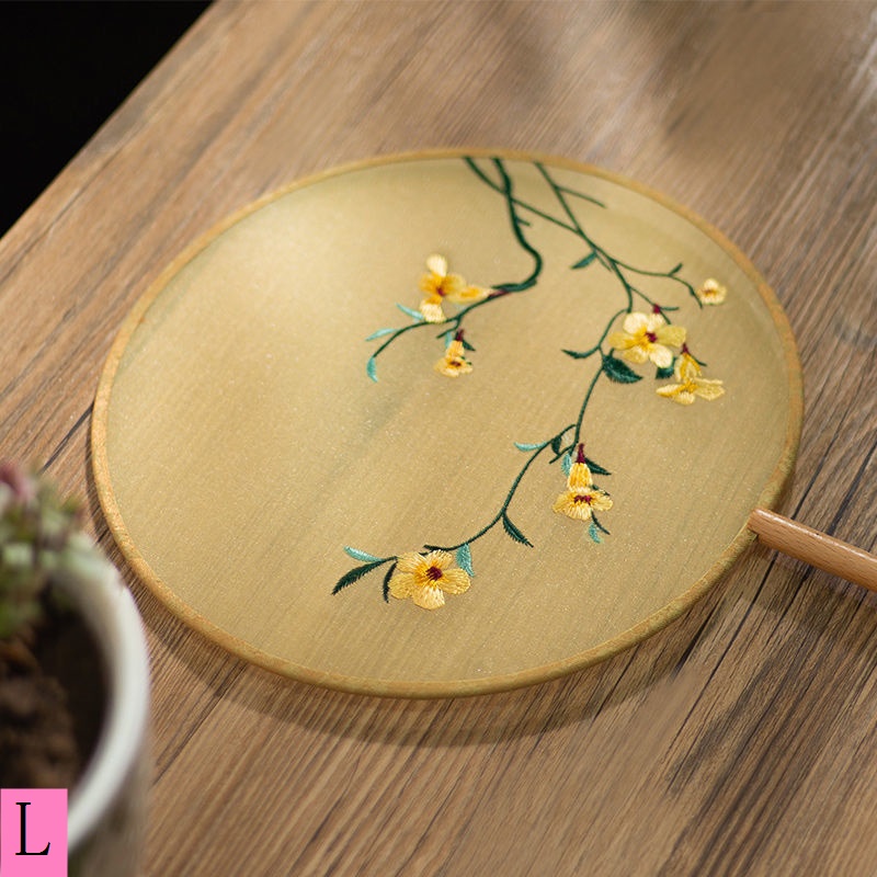 Quạt Hán Phục Hai Mặt Tay Cầm Dài Phối Tua Rua Thêu Họa Tiết Trái Tim Phong Cách Cổ Điển Dành Cho Nữ
