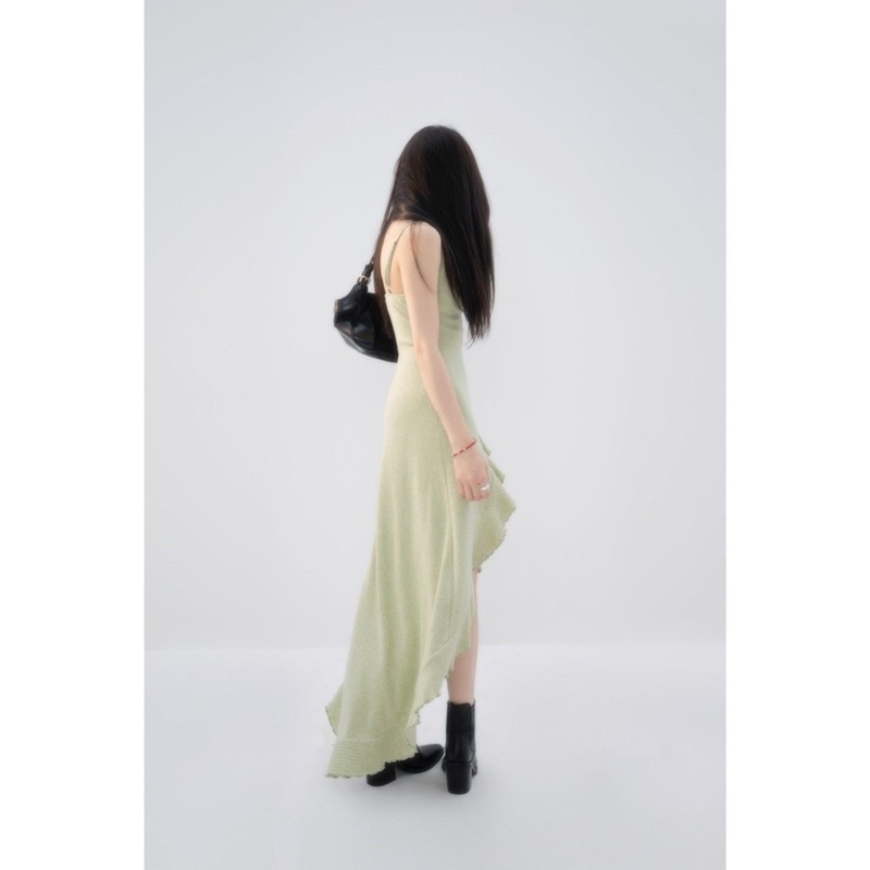 Váy body xẻ tà dáng dài bigsize