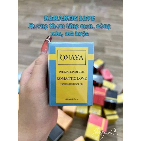 DDVS tặng nước hoa